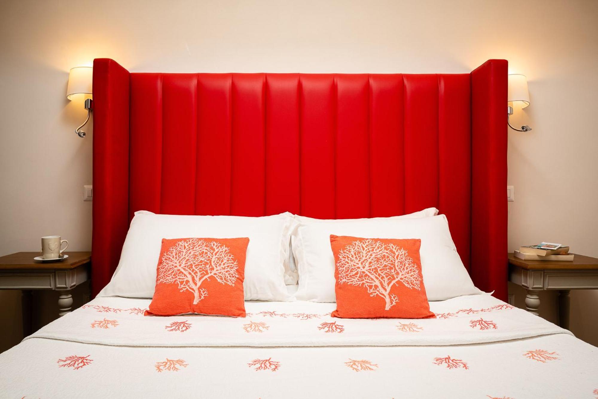 Onda Marina Suites Кальяри Экстерьер фото